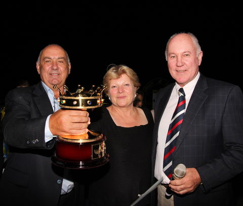 Bathurst Harness Racing Club - Tourism Caloundra 0