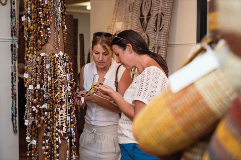 Buku Larrnggay Mulka Centre - Tourism Caloundra 1
