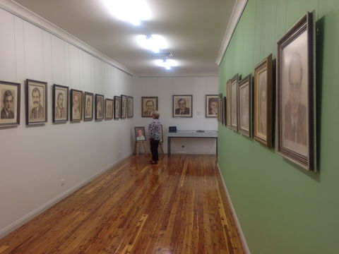 Doris Golder Wool Art Gallery - Tourism Caloundra 2