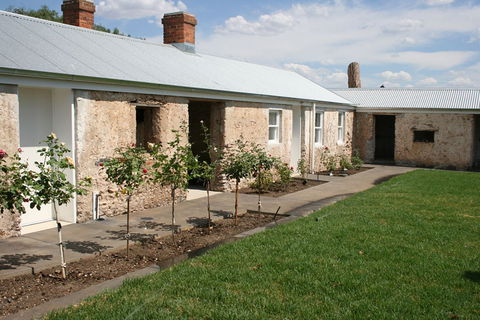 Lara Museum - Tourism Caloundra 0