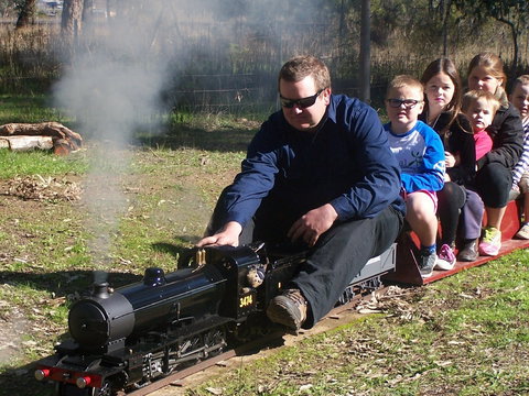 Mudgee Miniature Railway - Tourism Caloundra 0