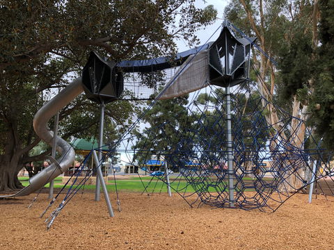 Walk In The Trees, Kadina - Tourism Caloundra 0
