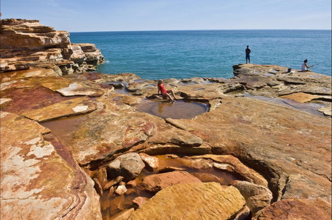 Anastasia's Pool - Tourism Caloundra 0