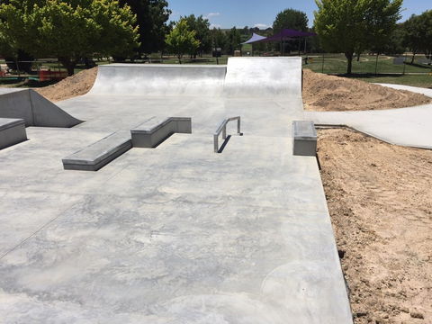 Blayney Skate Park - Tourism Caloundra 2