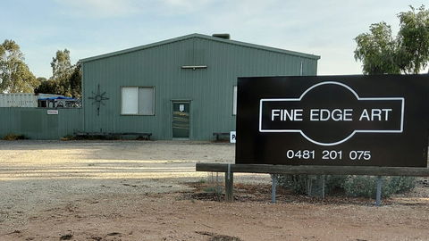 Fine Edge Art - Tourism Caloundra 0