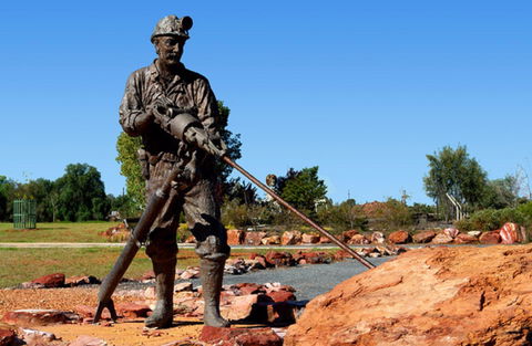 Great Cobar Copper Mine - Tourism Caloundra 0