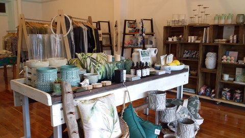 Hills & Coast - Tourism Caloundra 0