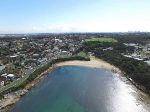Malabar Beach - Tourism Caloundra 0