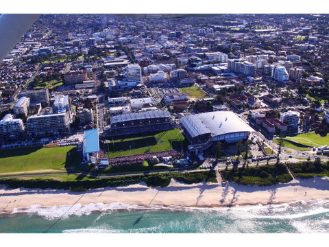 WIN Sports And Entertainment Centres - Tourism Caloundra 0