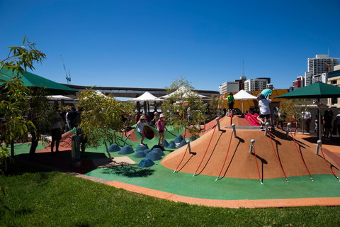 Yagan Square - Tourism Caloundra 2