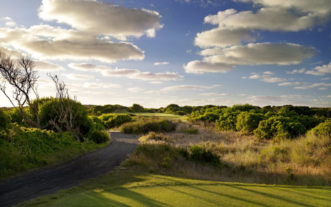 13th Beach Golf Links - Tourism Caloundra 1