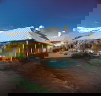Cooma Cottage - Tourism Caloundra