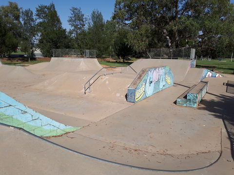 Cootamundra Skate Park - Tourism Caloundra 1