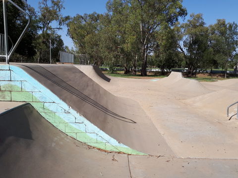 Cootamundra Skate Park - Tourism Caloundra 2