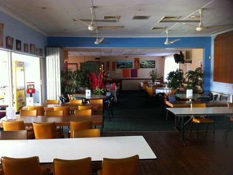 Dungog Memorial Bowling Club - Tourism Caloundra 2