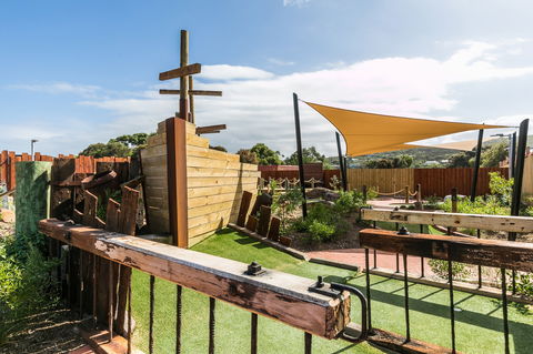 Great Ocean Road Mini Golf - Tourism Caloundra 0