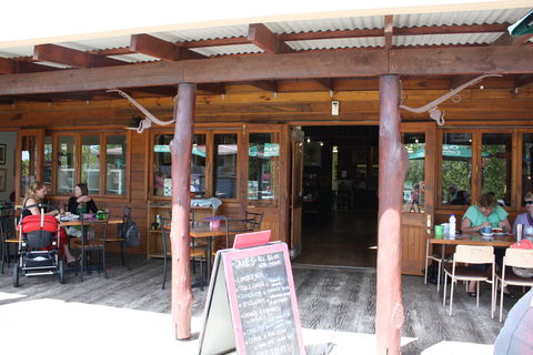 Oaklands Barn - Tourism Caloundra 1
