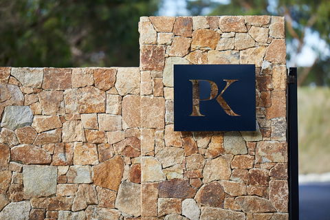 Peninsula Kingswood Country Golf Club - Tourism Caloundra 1
