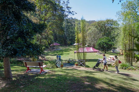 Spring Bluff Railway Station - Tourism Caloundra 2