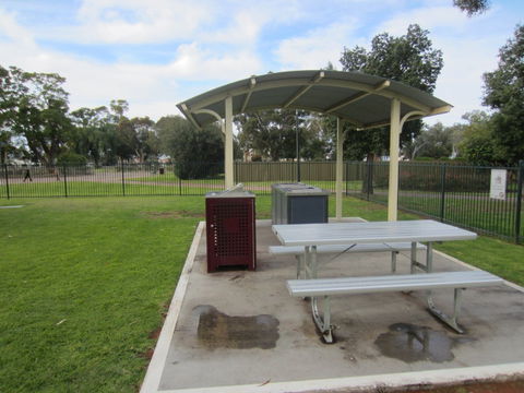 Sturt Park Reserve And Titanic Memorial - Tourism Caloundra 0