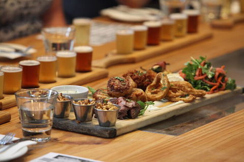 Hunter Valley: Wine, Beer & Fork Twilight Tour - Tourism Caloundra 6