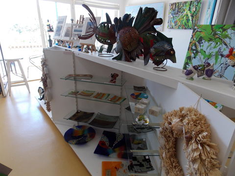 Huskisson Gallery And Picture Framing - Tourism Caloundra 0