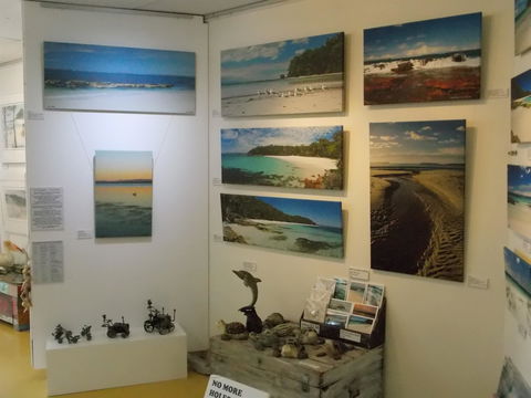 Huskisson Gallery And Picture Framing - Tourism Caloundra 1