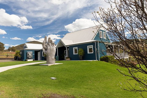 Private Full-Day Wine Tour In Hunter Valley - Tourism Caloundra 1