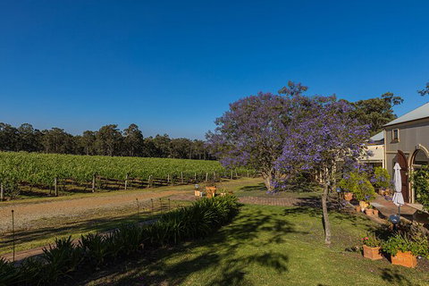 Hideaway Private Tours Hunter Valley - Tourism Caloundra 3