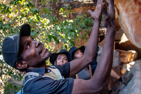 Arnhem Land Injalak Hill Full-Day Tour From Jabiru - Tourism Caloundra 0