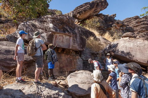 Arnhem Land Injalak Hill Full-Day Tour From Darwin - Tourism Caloundra 10