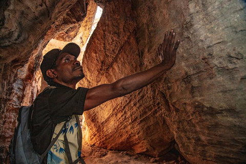 Arnhem Land Injalak Hill Full-Day Tour From Darwin - Tourism Caloundra 12