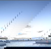 Gold Coast Sailing Cruise with sparkling wine  nibbles platter - Tourism Caloundra