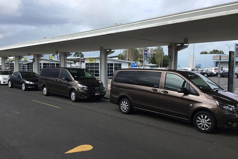 Mercedes 7 Seat Limousine Cairns Airport To Port Douglas - Tourism Caloundra 2