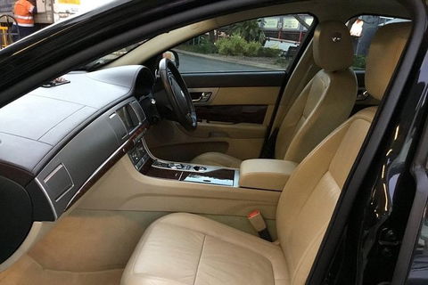 Jaguar Limousine Transfer Cairns Airport To City Or Return - Tourism Caloundra 7