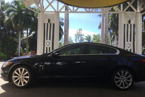 Jaguar Limousine Transfer Cairns Airport To City Or Return - Tourism Caloundra 2