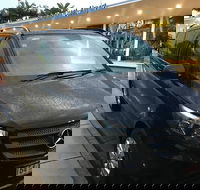 Private Transfer from Sunshine Coast Airport to Noosa for 1 to 7 people - Tourism Caloundra