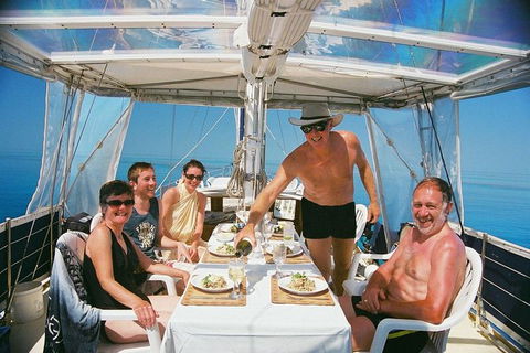 Great Barrier Reef Private Expedition Cruise (min 4 Day Max 8 Guests) - Tourism Caloundra 3