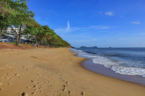 Airport Transfer - Palm Cove, Kewarra Beach & Trinity Beach To Cairns Airport - Tourism Caloundra 7
