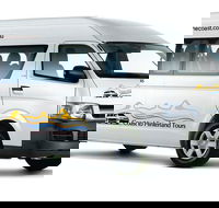 11 Seat Minibus  Brisbane Airport - Sunshine Coast Private Transfer - Tourism Caloundra