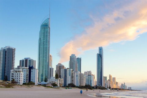 Arrival Private Transfers From Gold Coast Airport OOL To Gold Coast City - Tourism Caloundra 2