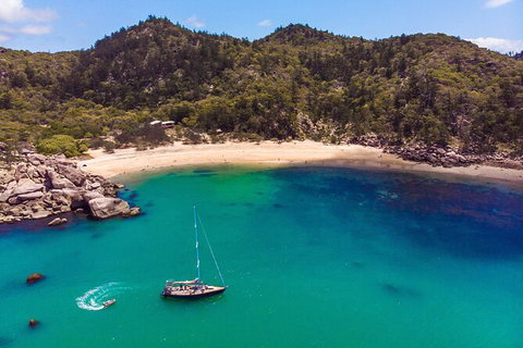 Helicopter And Magnetic Island Sailing - Tourism Caloundra 5