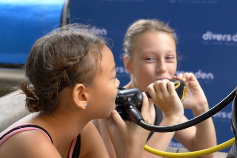Scuba Kids- Padi Bubblemaker Course - Tourism Caloundra 0