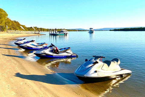 2.5hrs Jetski Tour With Island Stopover / Self Drive / No Experience Needed - Tourism Caloundra 3