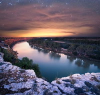 Small-Group River Murray Dark Sky and Sunset Tour with Dinner - Tourism Caloundra