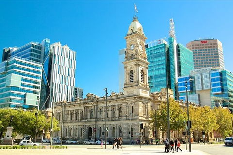 Departure Private Transfers: Adelaide To Adelaide Airport ADL In Luxury Van - Tourism Caloundra 7