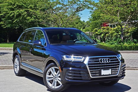 Audi Q7 SUV Melbourne Airport To CBD - Tourism Caloundra 0