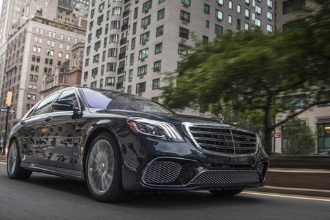 Town Car Hire Melbourne Airport To CBD - Tourism Caloundra 4