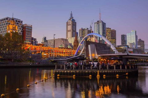 Arrival Private Transfers: Melbourne Airport MEL To Melbourne In Business Car - Tourism Caloundra 6