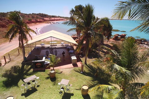 Prehistoric Bubbles And Nibbles Hovercraft Tour - Tourism Caloundra 6